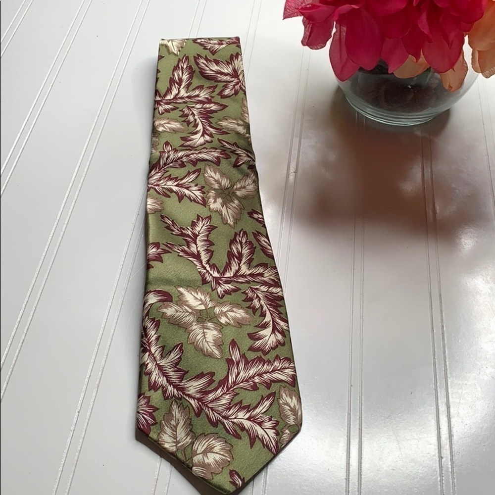 Bill Blass vintage silk tie